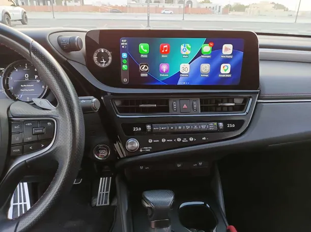 Car image 15