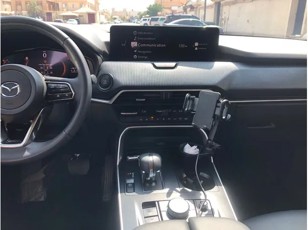 Car image 15
