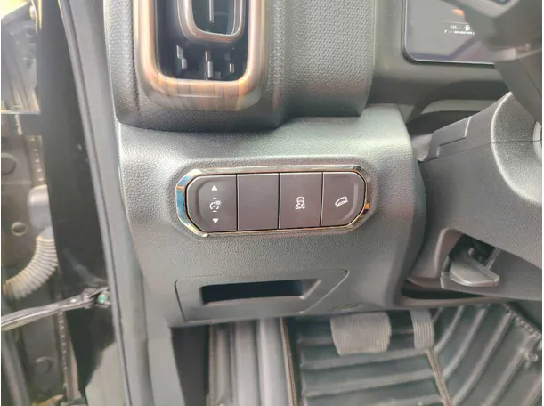 Car image 37