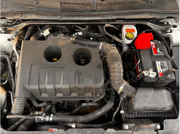 Car image 24