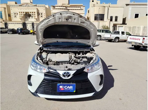Car image 22