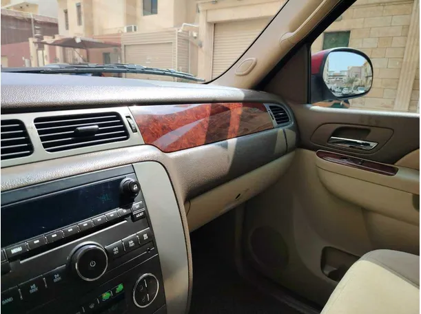 Car image 27