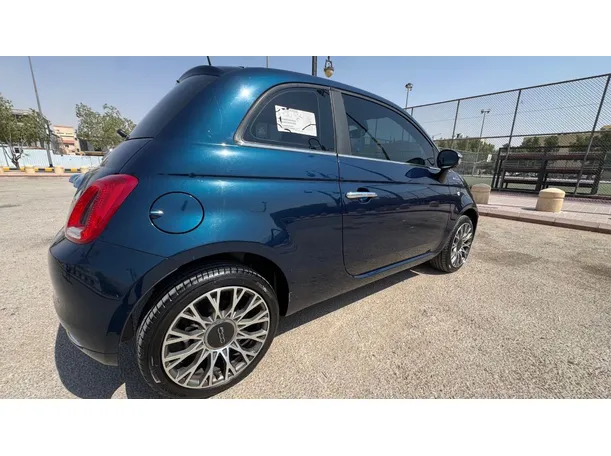 Car image 5