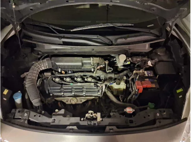 Car image 21