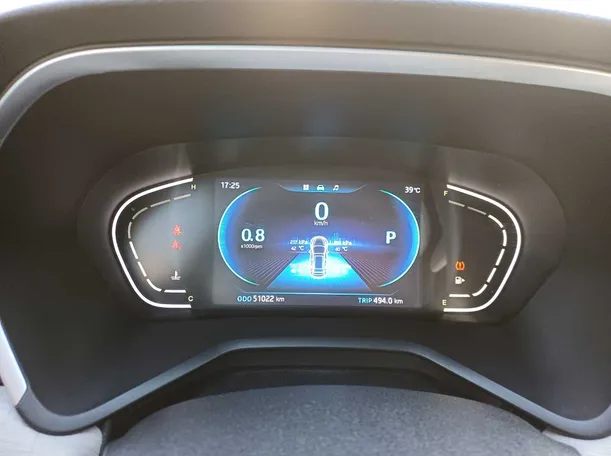 Car image 19