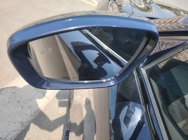 Car image 36