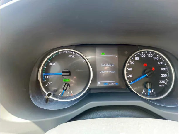 Car image 22