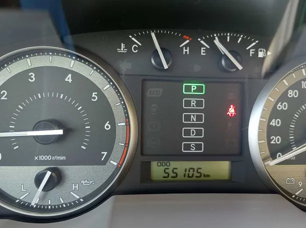 Car image 27