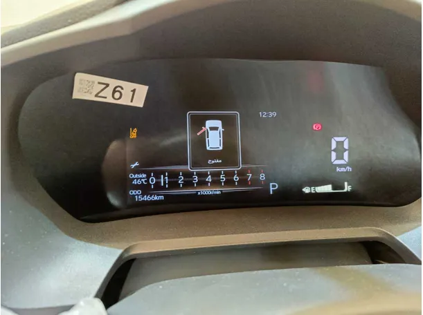 Car image 25