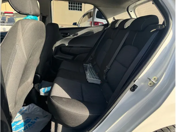 Car image 13