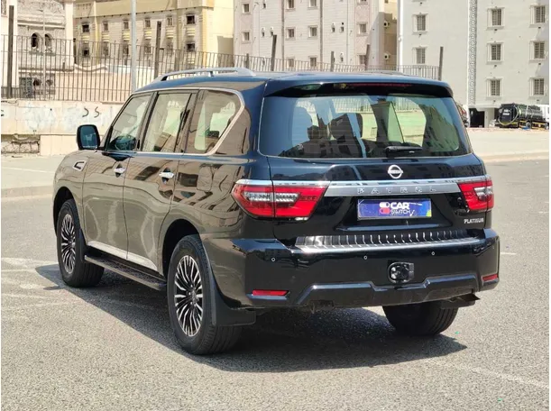 Car image 7