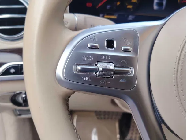 Car image 38