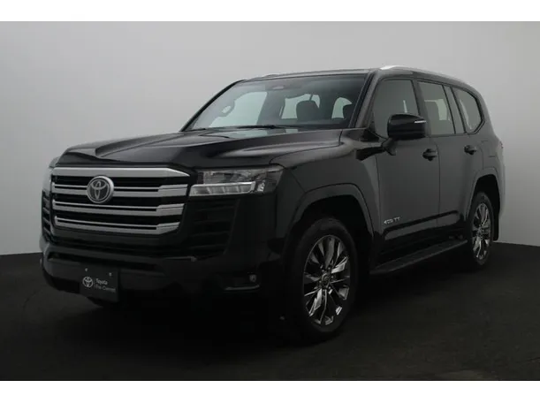 2025 تويوتا لاندكروزر في دبي