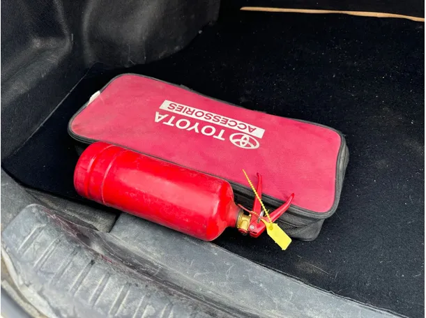 Car image 21