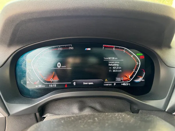 Car image 20