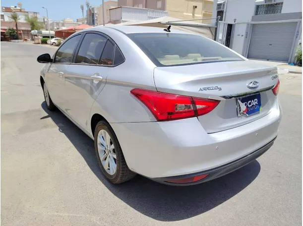 Car image 6