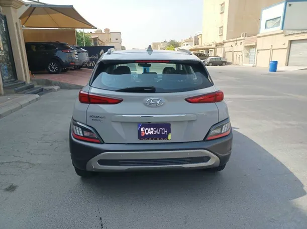 Car image 6