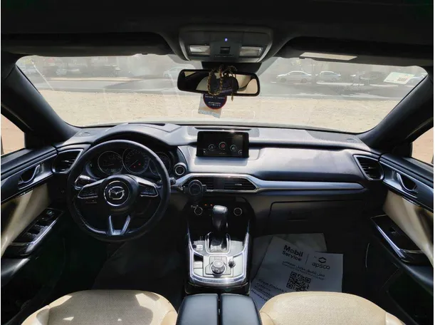 Car image 20