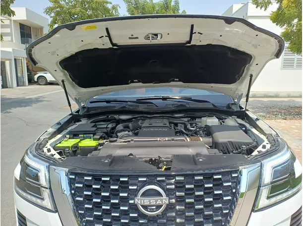 Car image 26
