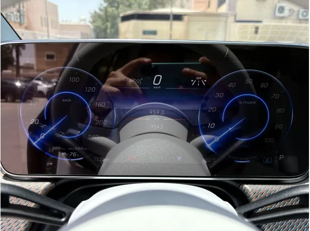 Car image 23