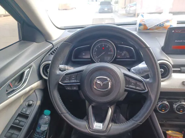 Car image 15