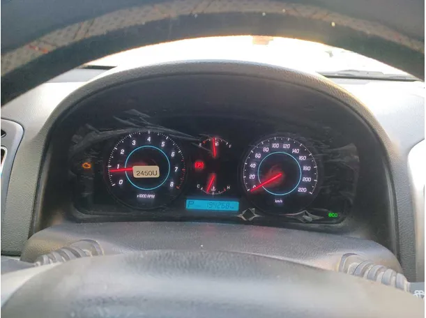 Car image 17
