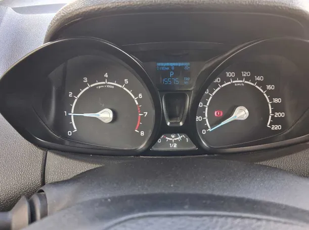 Car image 16