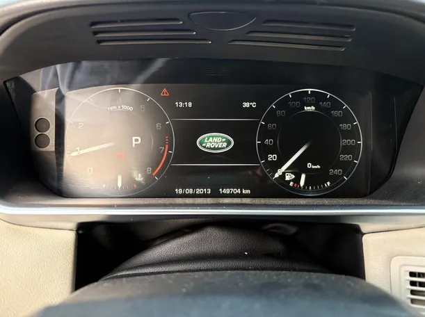 Car image 23