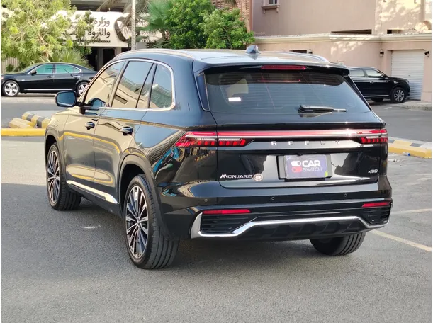 Car image 7