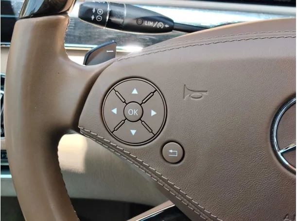 Car image 36