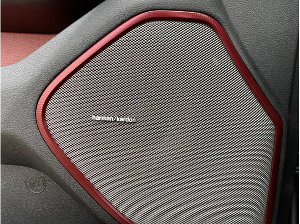 Car image 31