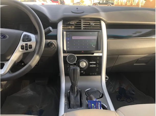 Car image 15