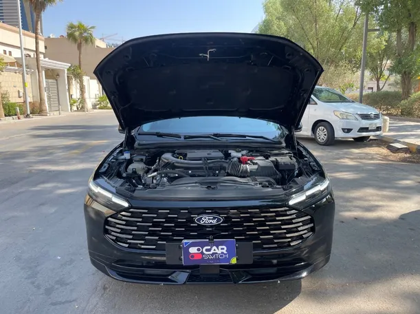 Car image 25