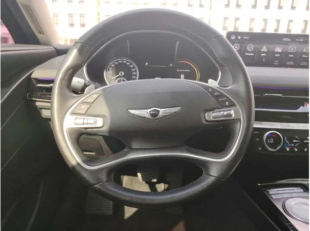 Car image 21