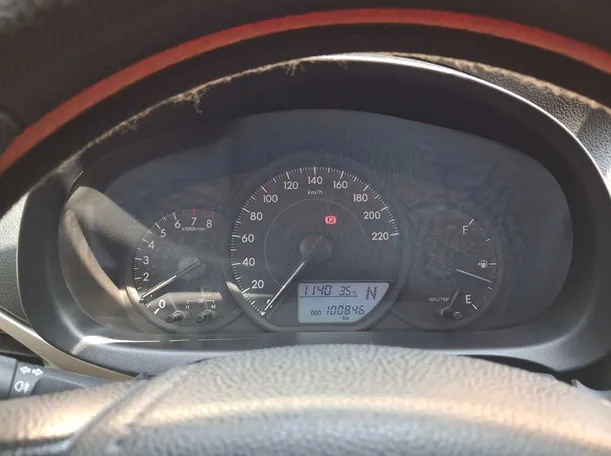 Car image 18