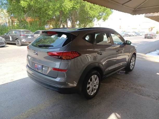 Car image 6