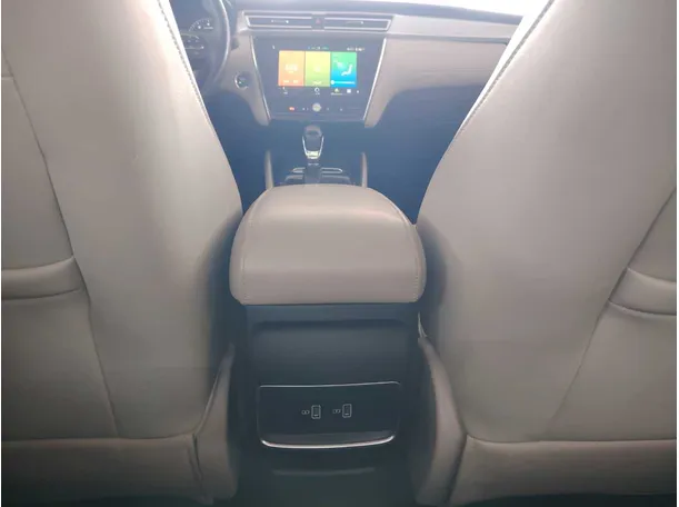 Car image 31