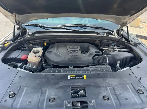 Car image 22