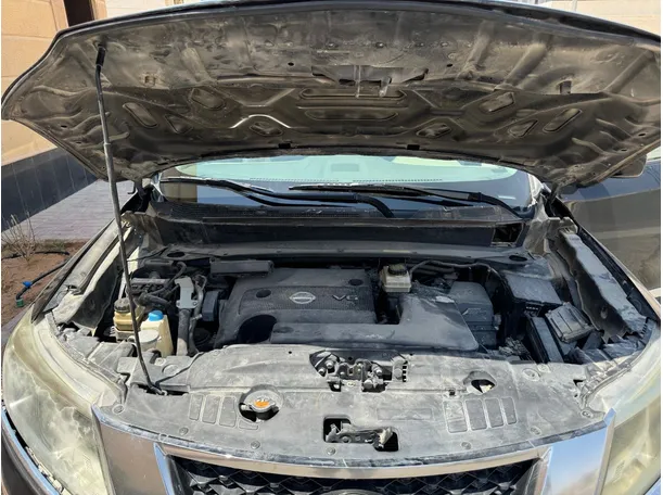 Car image 26