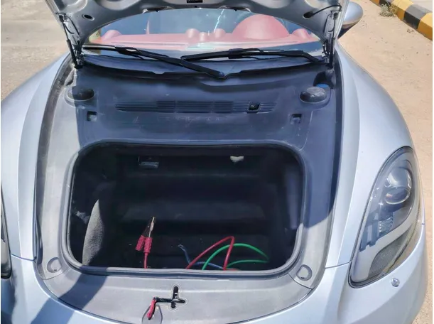 Car image 26