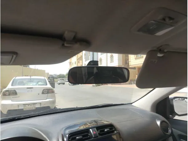 Car image 36