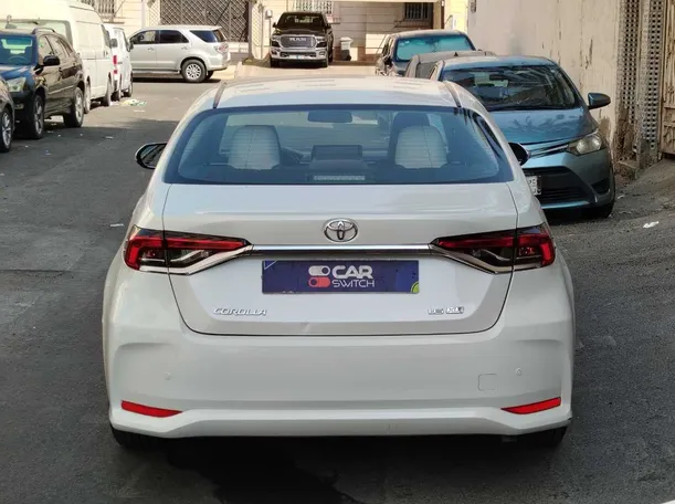 Car image 6