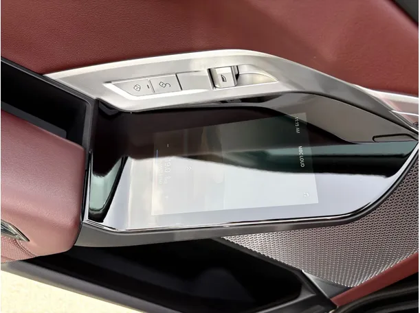 Car image 31
