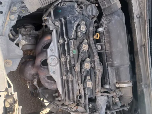 Car image 19