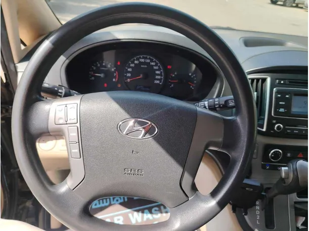 Car image 29
