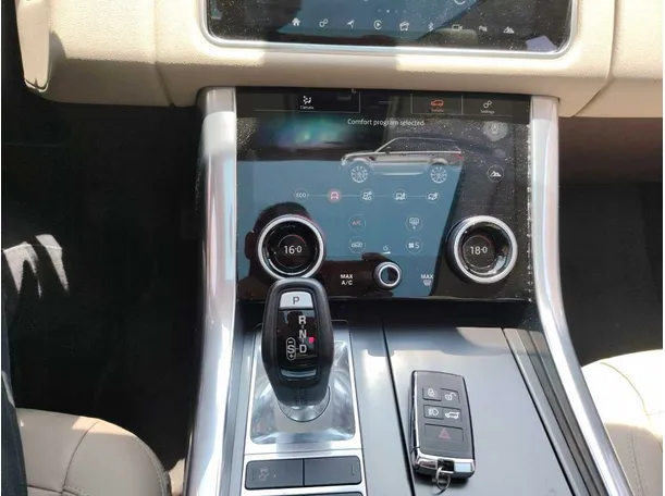 Car image 28