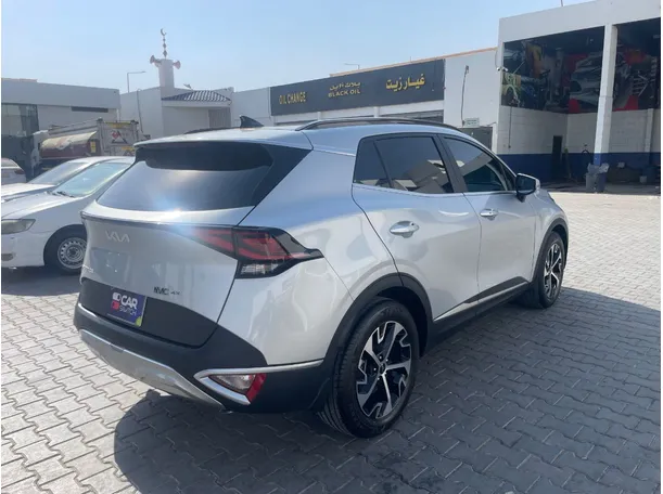Car image 5