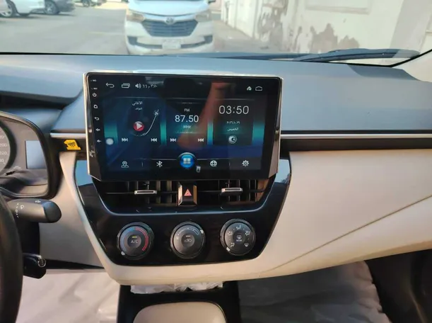 Car image 25