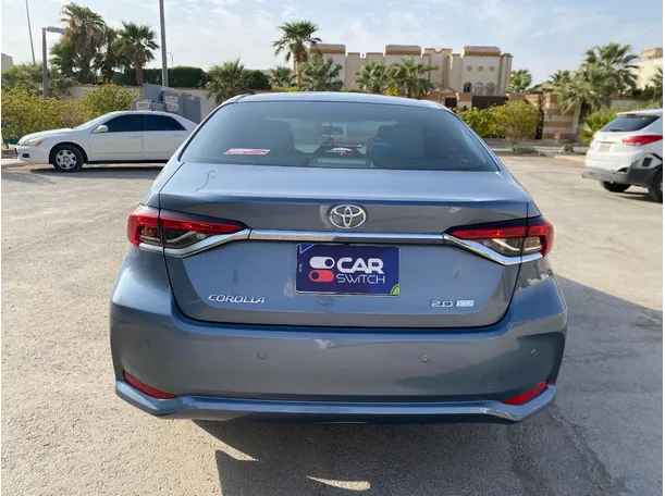 Car image 6