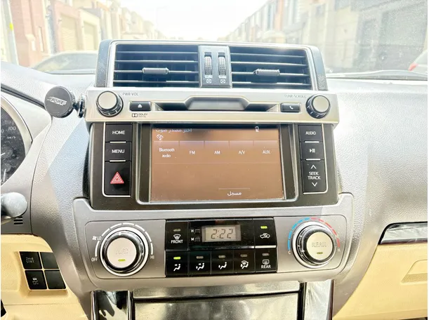 Car image 20